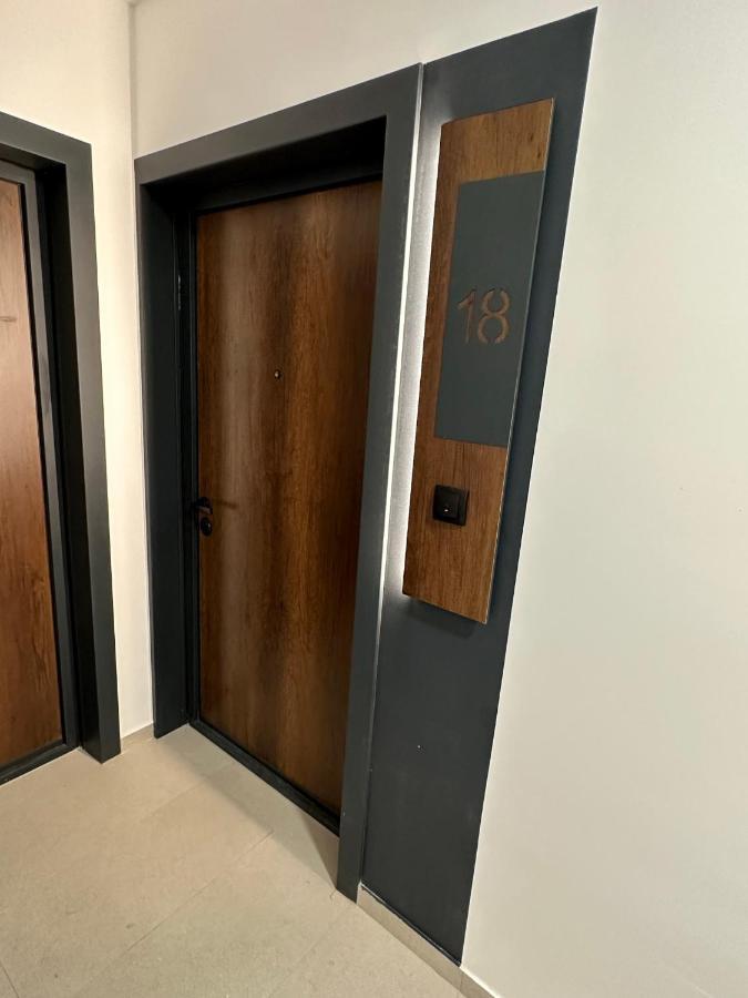 Apartman Ema 巴尼西卢卡 外观 照片