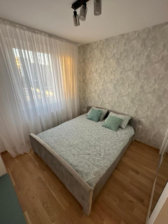 Apartman Ema 巴尼西卢卡 外观 照片