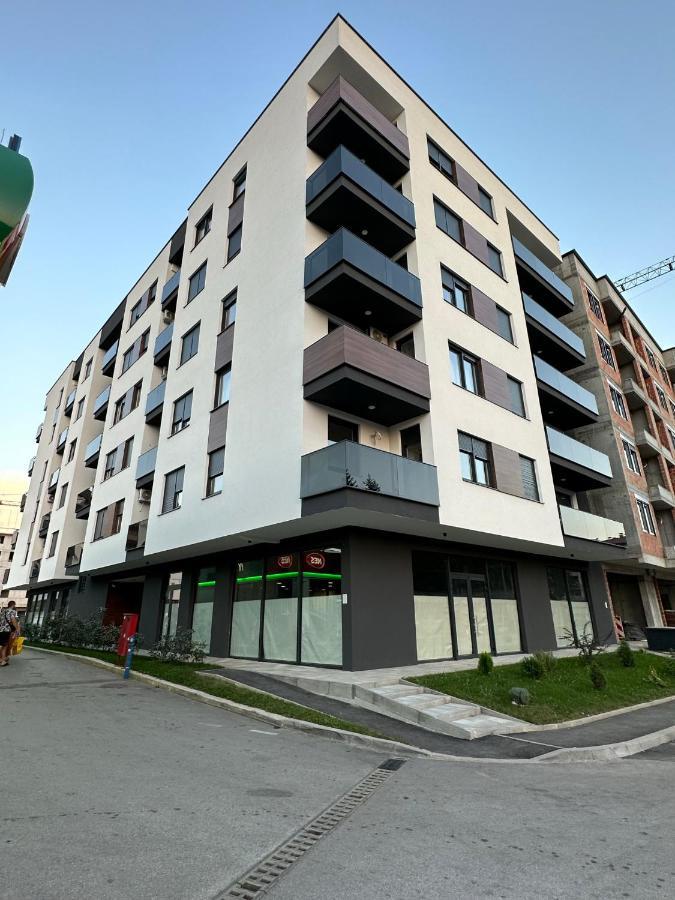 Apartman Ema 巴尼西卢卡 外观 照片