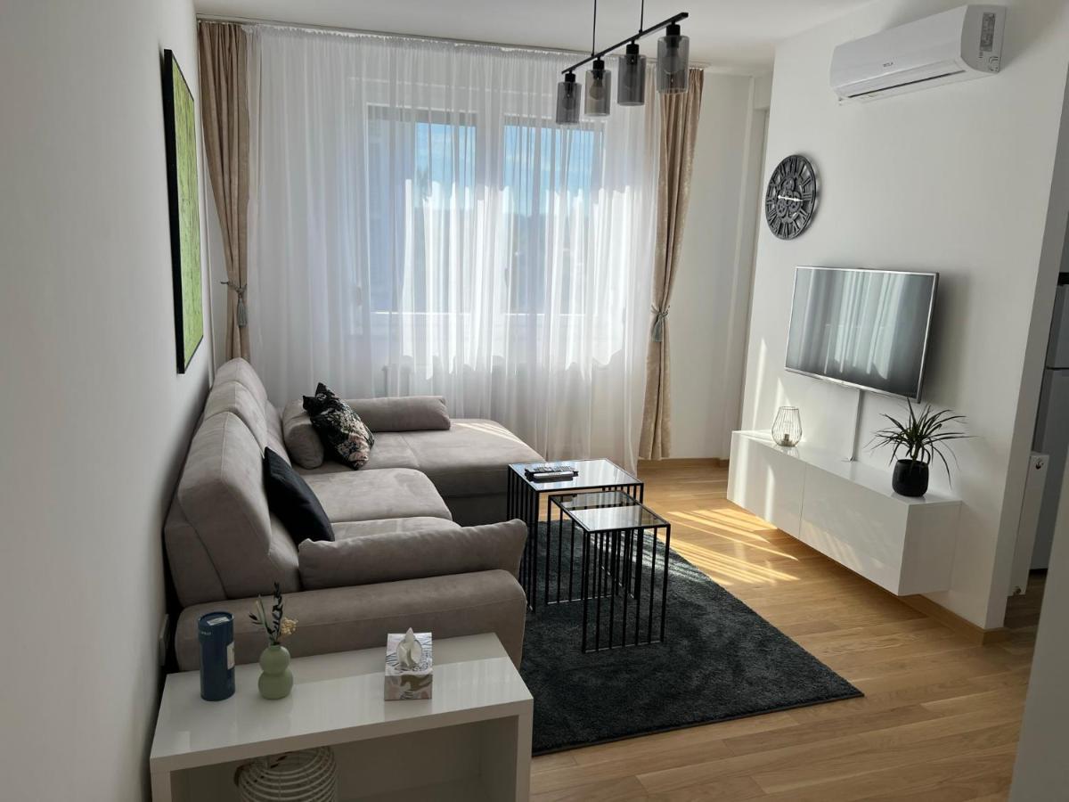 Apartman Ema 巴尼西卢卡 外观 照片