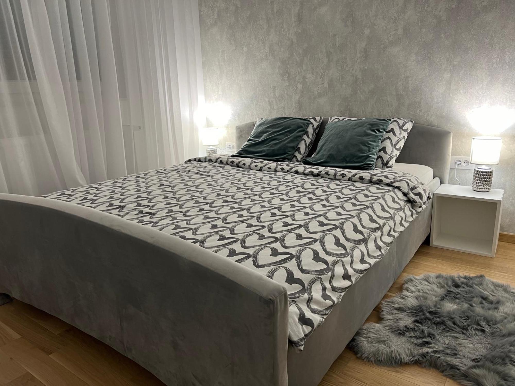Apartman Ema 巴尼西卢卡 外观 照片